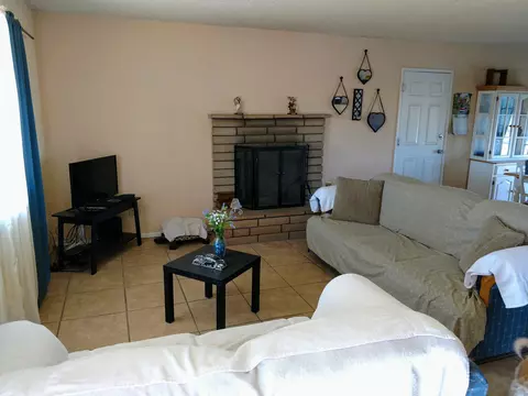 40704 159th St E, Lancaster, CA 93535 photo 3