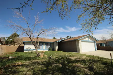 39320 Willowvale Rd, Palmdale, CA 93551 photo 1