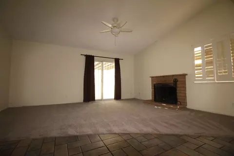 39320 Willowvale Rd, Palmdale, CA 93551 photo 3
