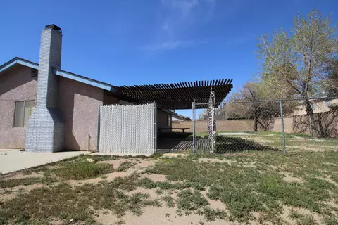 39320 Willowvale Rd, Palmdale, CA 93551 photo 5