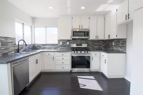 37824 Silk Tree Ln, Palmdale, CA 93550 photo 8