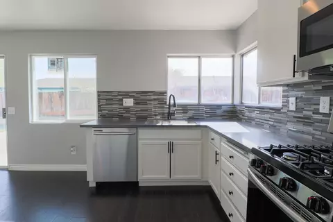 37824 Silk Tree Ln, Palmdale, CA 93550 photo 11