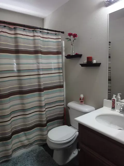 6871 Atmore St, Palmdale, CA 93552 photo 8