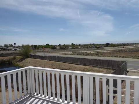 2324 Rangeview Dr, Rosamond, CA 93560 photo 7