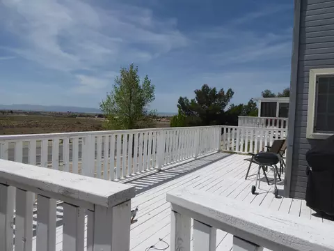 2324 Rangeview Dr, Rosamond, CA 93560 photo 5