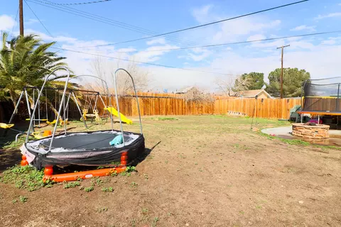 239 Ave P5 E, Palmdale, CA 93550 photo 16
