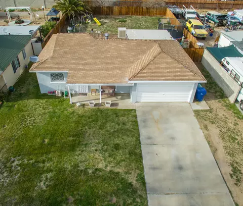 239 Ave P5 E, Palmdale, CA 93550 photo 2