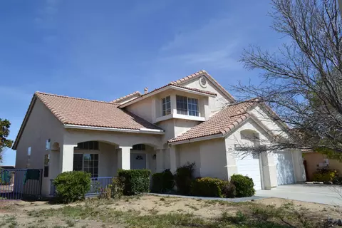 2891 Chuckwagon Rd, Palmdale, CA 93550 photo 4