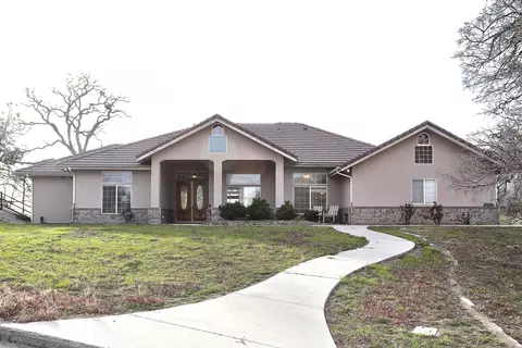24051 Cantle Ct, Tehachapi, CA 93561 photo 2