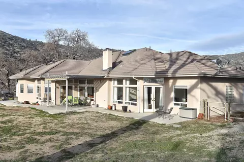 24051 Cantle Ct, Tehachapi, CA 93561 photo 21