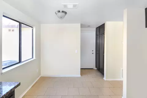 4918 Halen St, Palmdale, CA 93552 photo 7