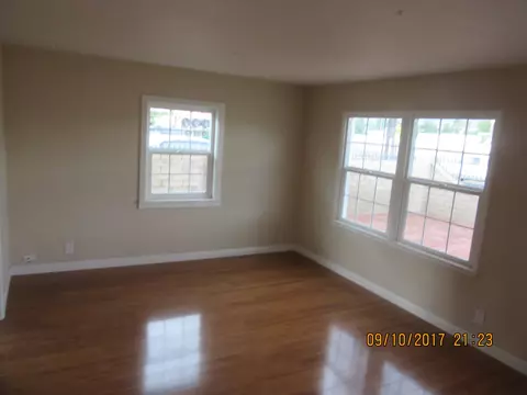 38430 12th St E, Palmdale, CA 93550 photo 4