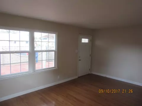 38430 12th St E, Palmdale, CA 93550 photo 5
