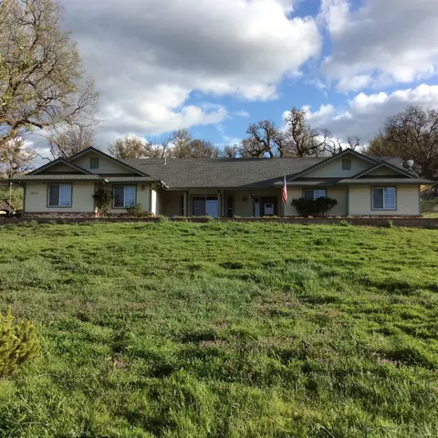 28410 Delaware Dr, Tehachapi, CA 93561 photo 1