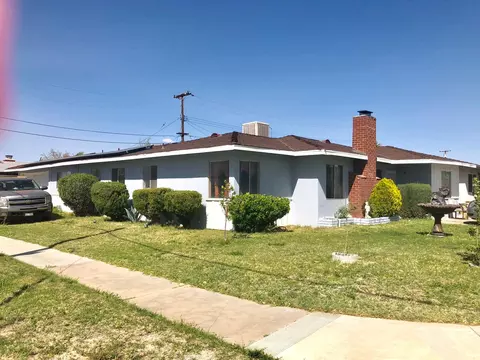 333 Lightcap St, Lancaster, CA 93535 photo 1