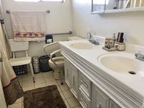 333 Lightcap St, Lancaster, CA 93535 photo 4