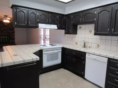 21520 San Gabriel Dr, Tehachapi, CA 93561 photo 18