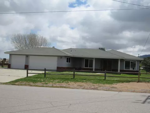 21520 San Gabriel Dr, Tehachapi, CA 93561 photo 1