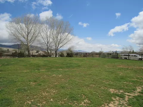 21520 San Gabriel Dr, Tehachapi, CA 93561 photo 32