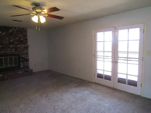21520 San Gabriel Dr, Tehachapi, CA 93561 photo 15