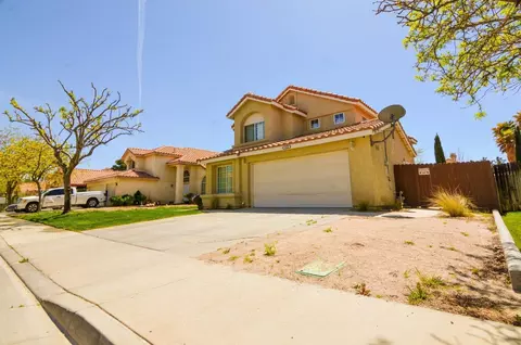 1814 Sierra View Ave, Lancaster, CA 93535 photo 2