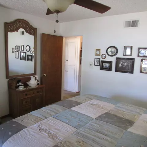 44260 12th St E, Lancaster, CA 93535 photo 22