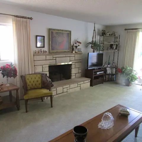 44260 12th St E, Lancaster, CA 93535 photo 8