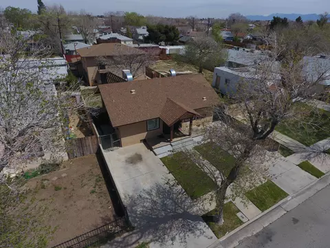 44648 Date Ave, Lancaster, CA 93534 photo 3