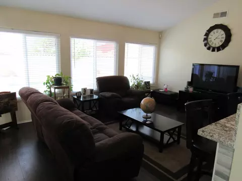553 Eston Pl, Lancaster, CA 93535 photo 15