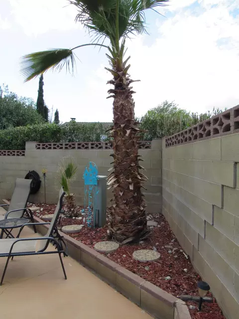 553 Eston Pl, Lancaster, CA 93535 photo 26