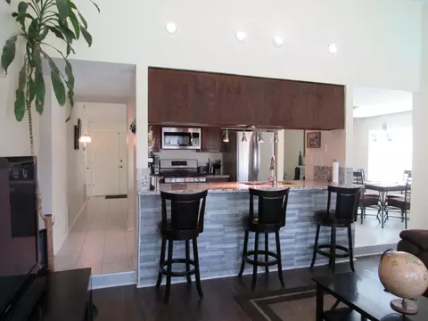 553 Eston Pl, Lancaster, CA 93535 photo 13