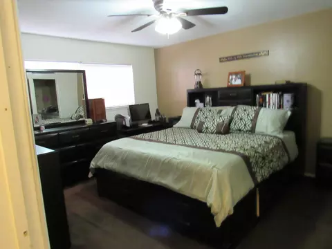 553 Eston Pl, Lancaster, CA 93535 photo 16