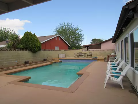 553 Eston Pl, Lancaster, CA 93535 photo 24