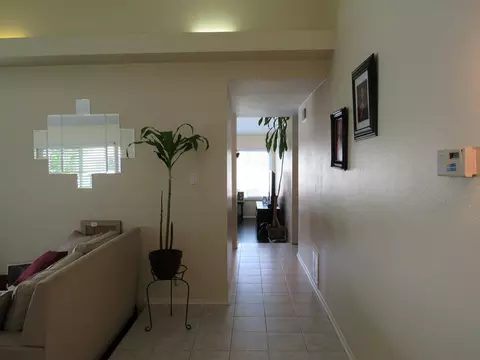 553 Eston Pl, Lancaster, CA 93535 photo 10