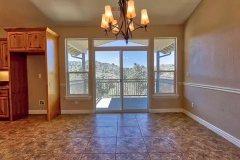 30681 Fox Ridge Ct, Tehachapi, CA 93561 photo 8