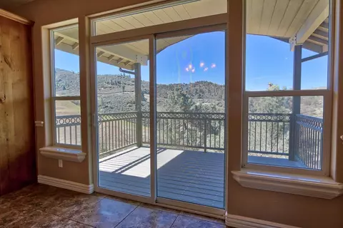 30681 Fox Ridge Ct, Tehachapi, CA 93561 photo 9