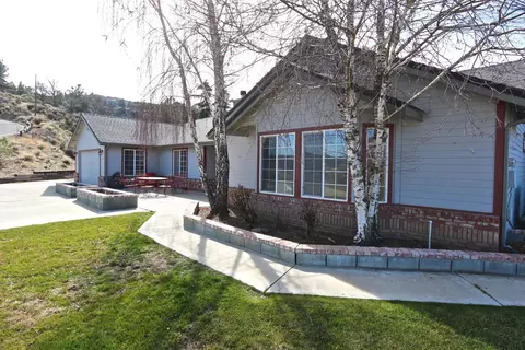 22751 Saddleback Dr, Tehachapi, CA 93561 photo 1