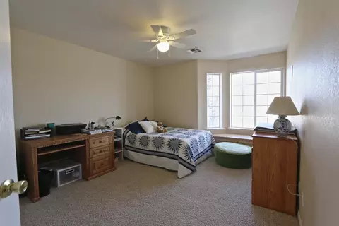 22751 Saddleback Dr, Tehachapi, CA 93561 photo 11