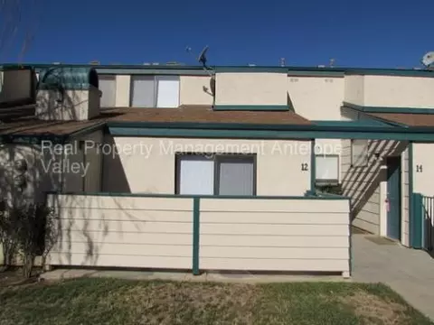 44460 E 15th St #12, Lancaster, CA 93535 photo 1