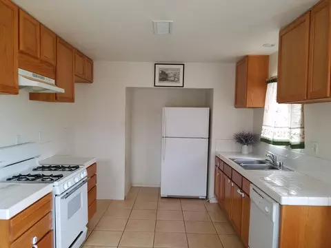 17829 Mossdale Ave, Lancaster, CA 93535 photo 8