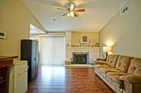 1217 E Avenue J12, Lancaster, CA 93535 photo 9