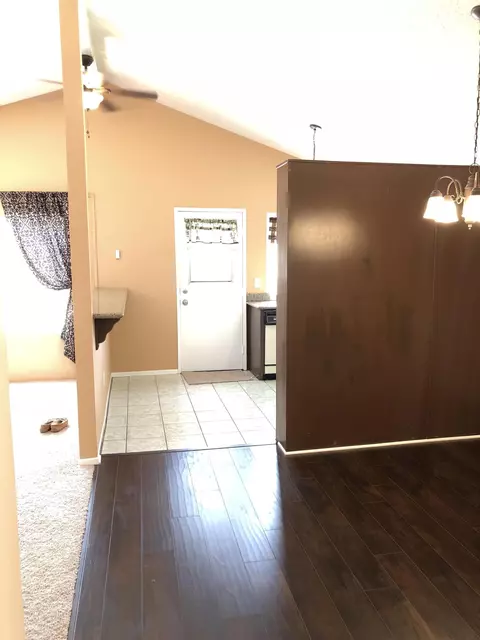 44260 Raysack Ave, Lancaster, CA 93535 photo 8