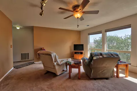 22600 Tallyho Ct, Tehachapi, CA 93561 photo 4