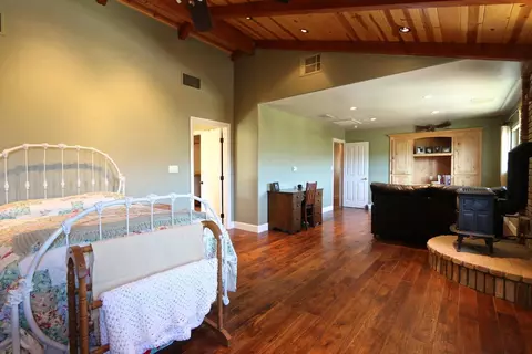 28060 Cumberland Rd, Tehachapi, CA 93561 photo 16