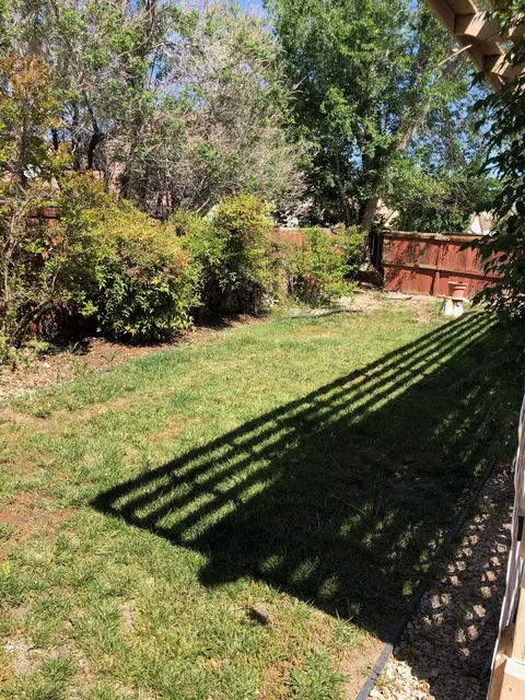 36807 Royce Court Ct E, Palmdale, CA 93552 photo 9