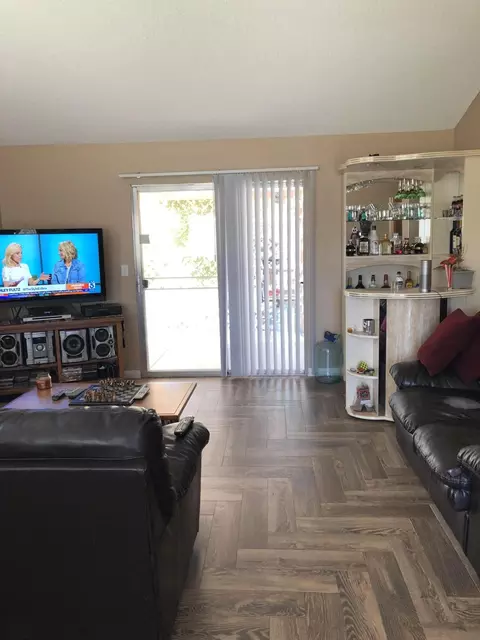36807 Royce Court Ct E, Palmdale, CA 93552 photo 5