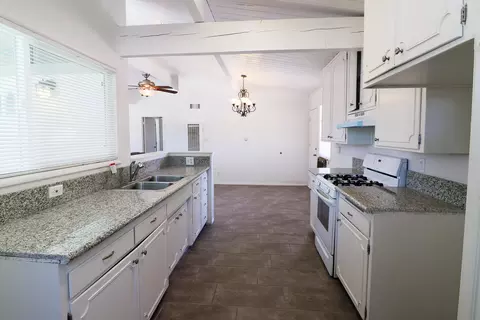 44003 Gadsden Ave, Lancaster, CA 93534 photo 10