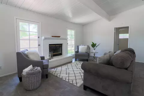 44003 Gadsden Ave, Lancaster, CA 93534 photo 3