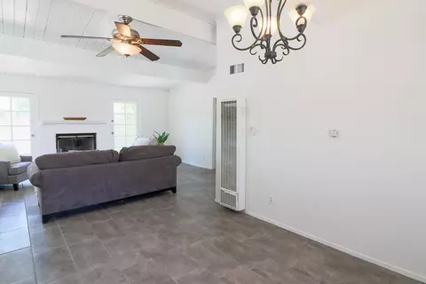 44003 Gadsden Ave, Lancaster, CA 93534 photo 13