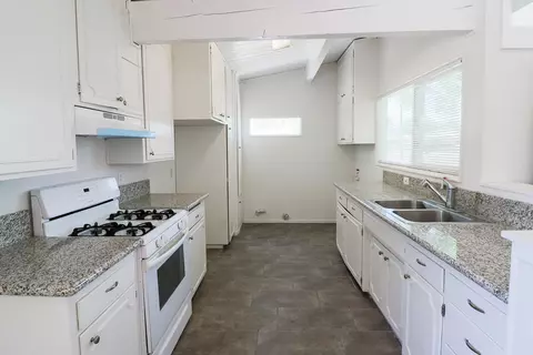 44003 Gadsden Ave, Lancaster, CA 93534 photo 7